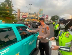 Polri Kerahkan Water Cannon dan Bagikan Masker, Layani Masyarakat Terdampak Material Erupsi Gunung Anak Krakatau